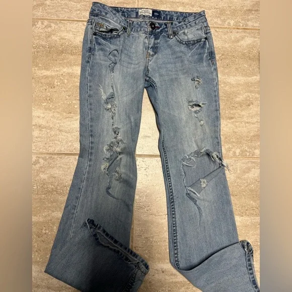 đź’•EUC-AEROPOSTALE HAILEY FLARE DISTRESSED JEANS SZ 7-8 LONGđź’• - Picture 1 of 11